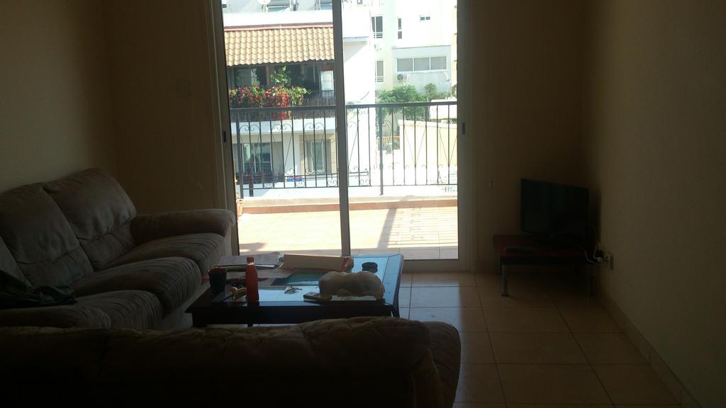 Carisa Olympic Court Apartment Larnaca Phòng bức ảnh